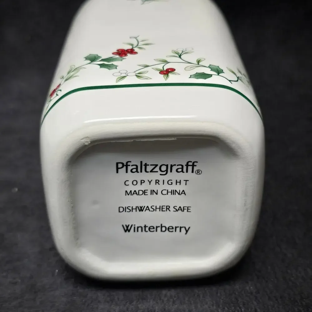Pfaltzgraff Winterberry Milk Jug Silicone Cap
